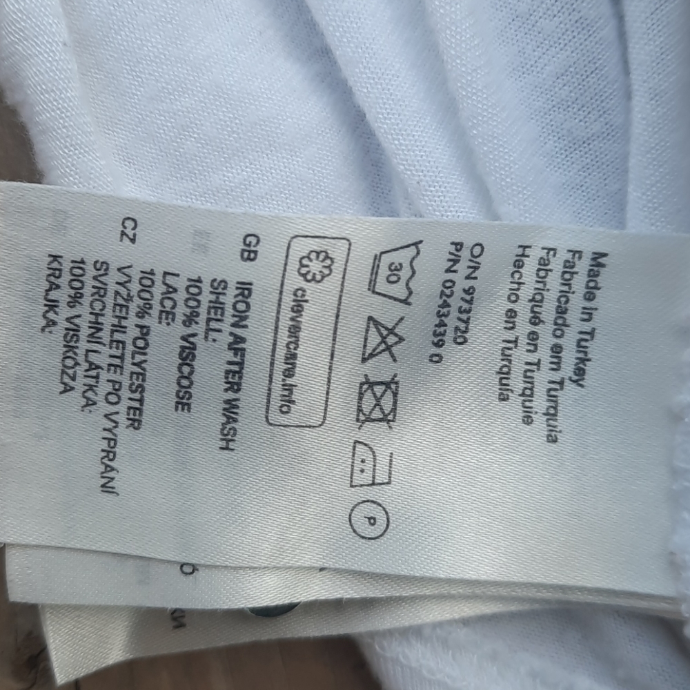H&M tank - Picture 5 of 7